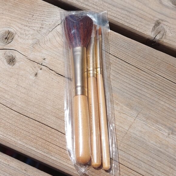 Makeup brushes - Picture 1 of 8